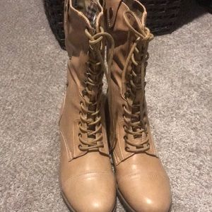 Cute lace up boots - new
